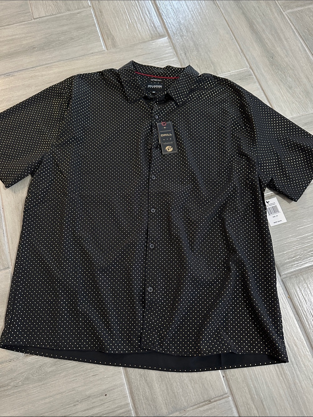Drill Men’s Black Short-Sleeve Button-Down Shirt with White Micro Dots
